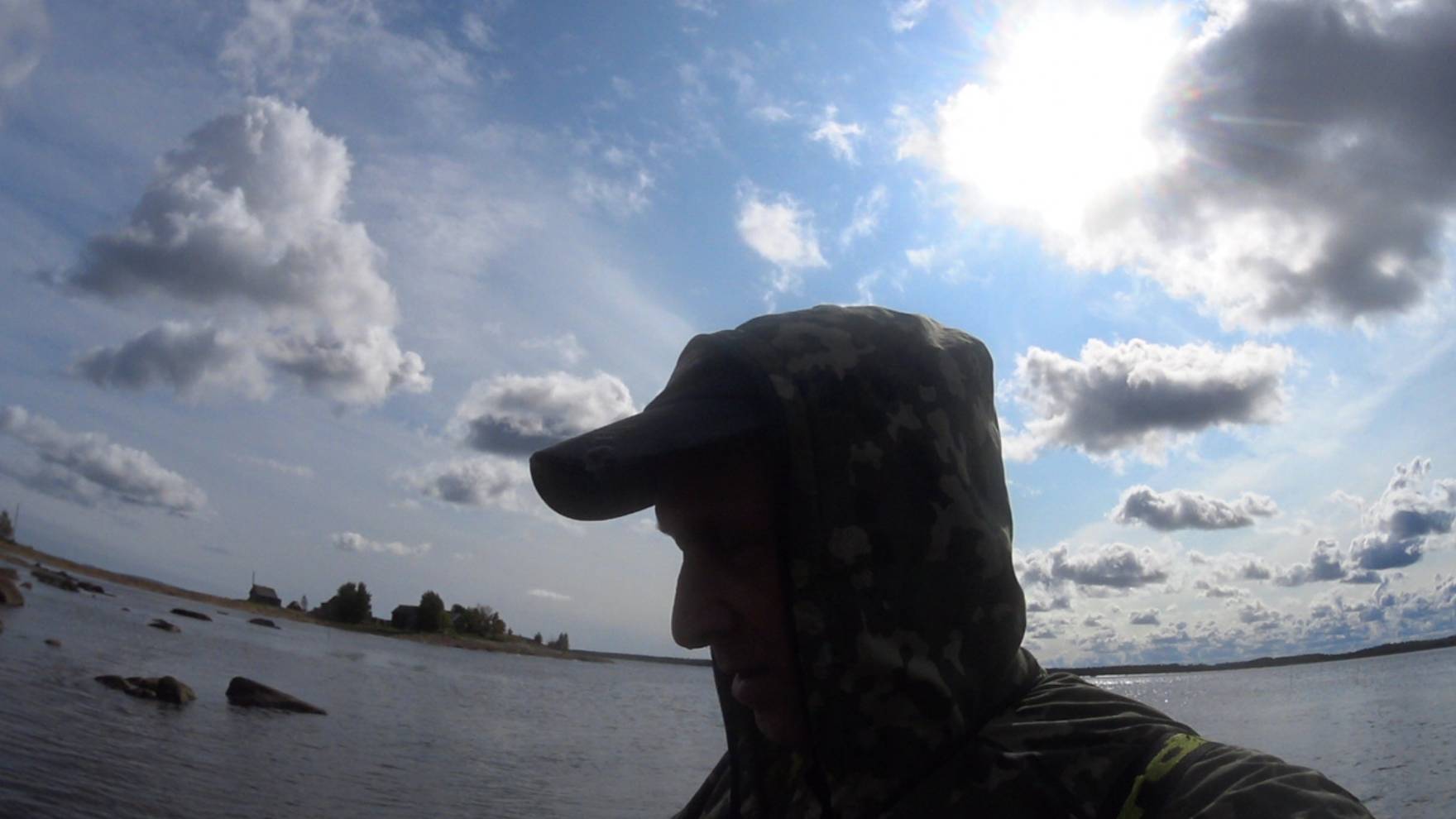 Северная рыба кишит в моей сетке Камбала лопата!Получился скромный северный тазик рыбы! смотреть онлайн