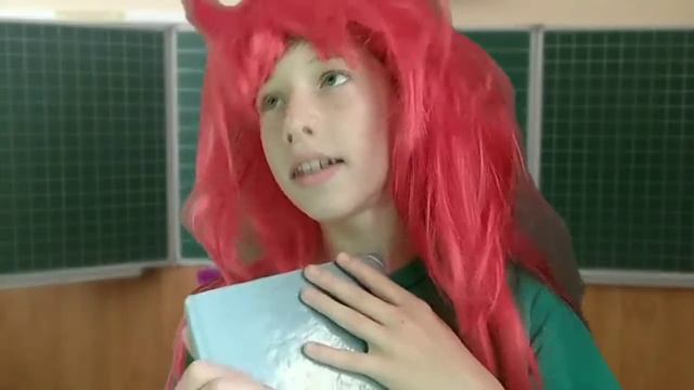 КАЖДЫЙ ШКОЛЬНИК, ТАКОЙ! смотреть онлайн