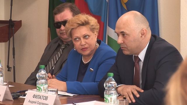 Встреча А. С.  Филатова и И. В.  Лосевой с руководством города и депутатами Лангепаса