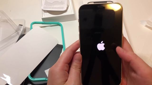 [unboxing] iPhone 12 white & MagSafe case & MagSafe charger / 아이폰 12 화이트 언박싱 смотреть онлайн