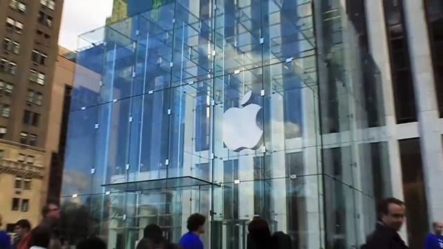 iPAD 2 LAUNCH VIDEO 5TH AVE APPLE STORE AND REVIEW COMING SOON!!! смотреть онлайн