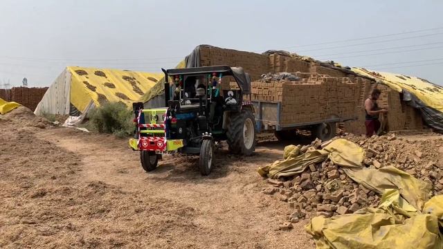 आखिर 3 ट्रैक्टर पर भी क्यों नहीं निकली ये ट्रॉली।Swaraj 735 vs Mahindra 595 vs Hmt 4022 смотреть онлайн