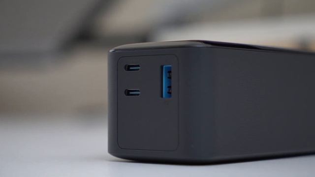 Anker 737 - 140W Power Bank for Everything смотреть онлайн