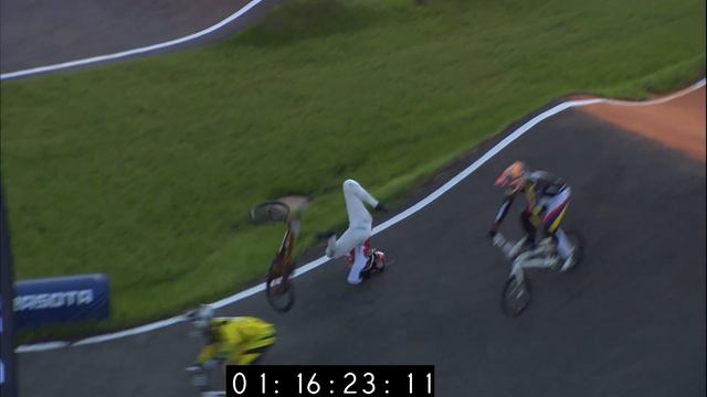 2016: Sarasota - David Graf on his crash in his semi final смотреть онлайн