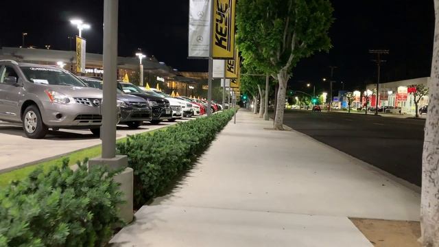 iPhone Xs Max Gimbal footage 24P 4K Night shots смотреть онлайн