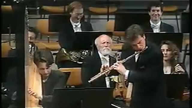 EMMANUEL PAHUD | J. Ibert - Entr'acte for flute & harp смотреть онлайн
