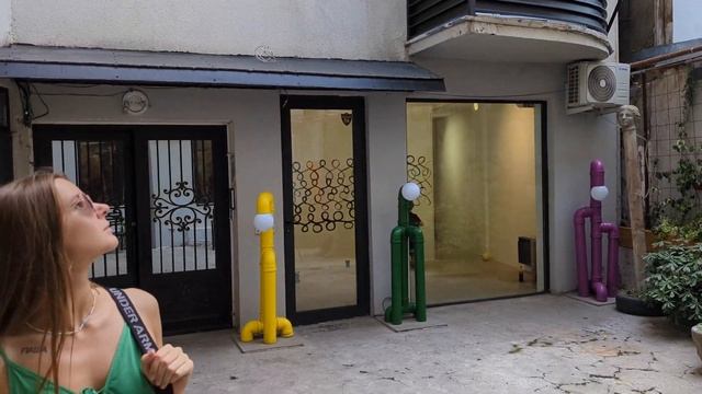 Tbilisi, Vera district. Second-hand shopping. смотреть онлайн