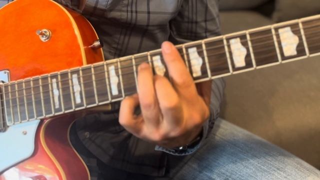 Stray Cat Strut on a Gretsch with a Boss DD200 into IR200. смотреть онлайн
