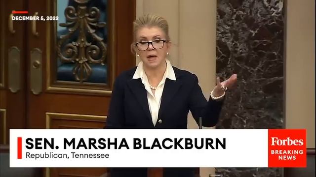 'Unforgivable': Marsha Blackburn Condemns Apple For Acquiescing To China смотреть онлайн