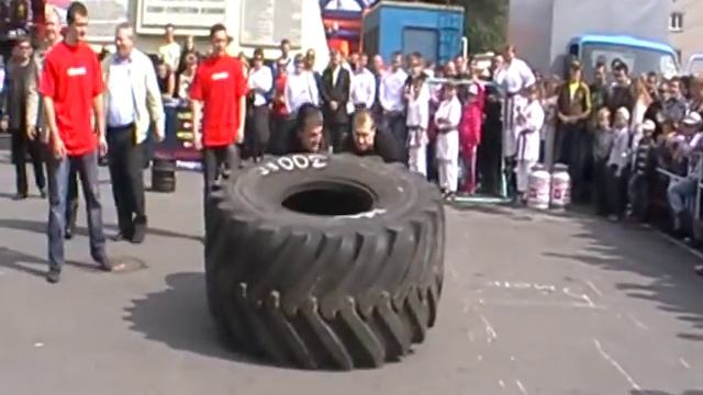Олег и Влад кантование покрышки.MOD смотреть онлайн