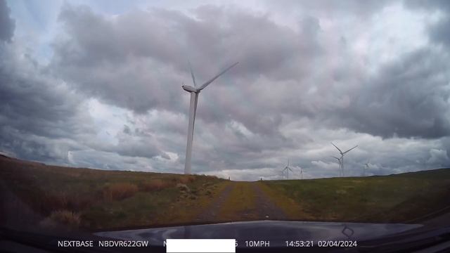 Captivating Timelapse Of Spinning Wind Turbines! смотреть онлайн