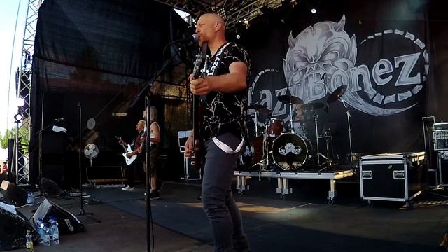 Lazy Bonez - First To Go - Last To Know - LankaFest 2022, Puolanka Finland смотреть онлайн