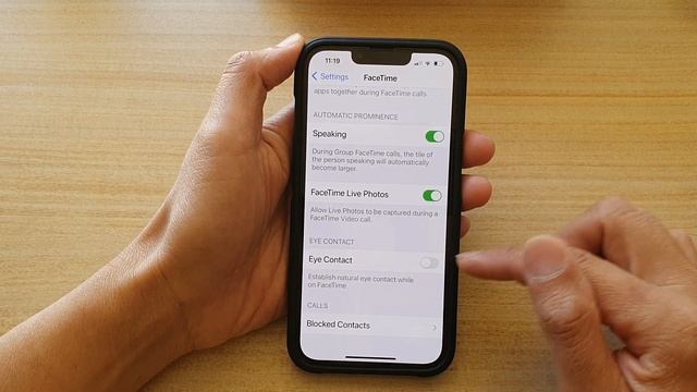 iPhone 13/13 Pro: How to Enable/Disable FaceTime Natural Eye Contact смотреть онлайн