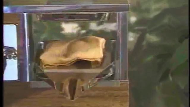 Using the Norwalk Juicer смотреть онлайн