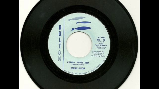 Bonnie Guitar - Candy Apple Red 1960 смотреть онлайн