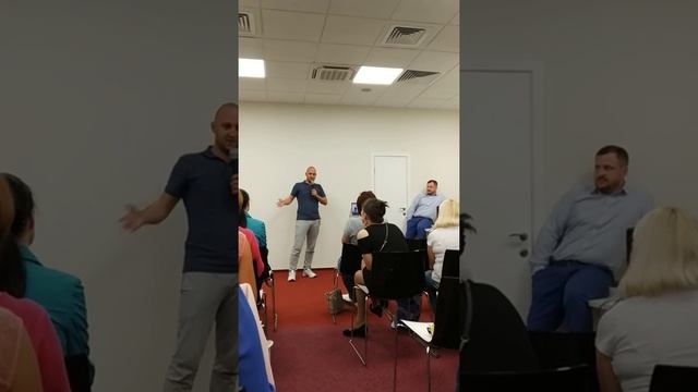 Артем Гефнидер, Надежда Санникова и Артем Филимонов сообразили на троих смотреть онлайн