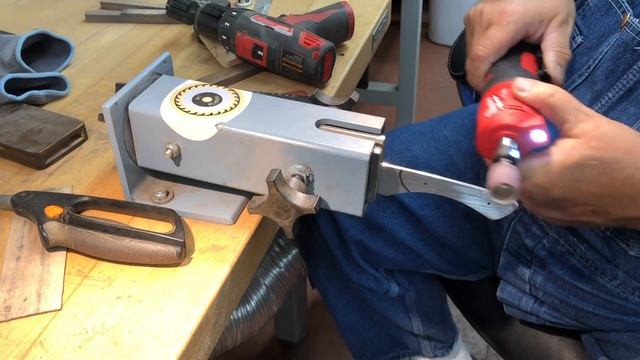 Milwaukee M12 die grinder смотреть онлайн