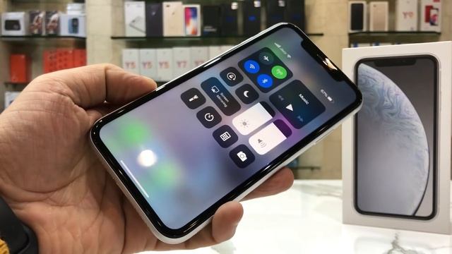 iPHONE XR UNBOXING REVIEW AND USERS OPINION смотреть онлайн