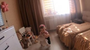 Развивающее видео | Ищем спрятанные игрушки| Мисс Кэти/Educational video |Miss Katy came to visit