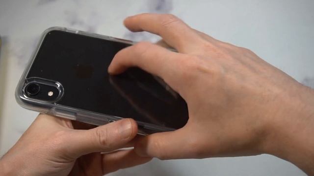OtterBox SYMMETRY CLEAR SERIES Case for iPhone XR Unboxing and Review смотреть онлайн