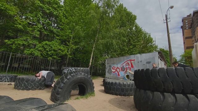 День бокового сальто в стик! Паркур тренировка на шинах смотреть онлайн
