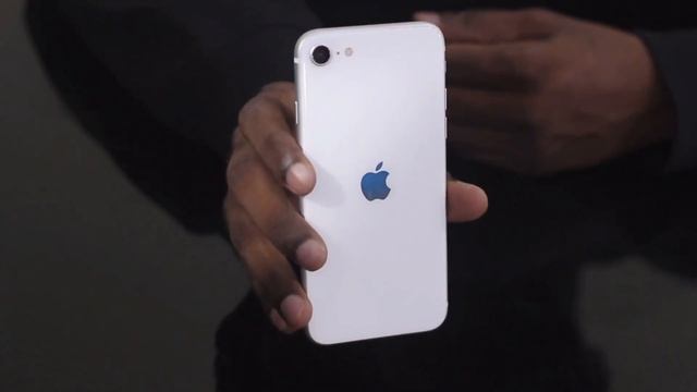 iPhone SE 2020 Features and First Impression смотреть онлайн