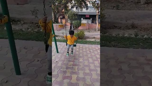 Avu is taking swing listen to his conversation with his father 😂😂 смотреть онлайн