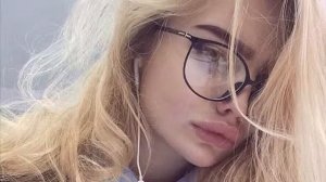 ✨Sad Music✨🖤А помнишь как она смеётся🖤