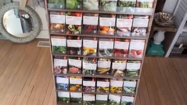 So Many New And Vintage Items At The Shop + Spring Display Changes смотреть онлайн