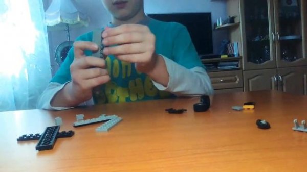 Как сделать самолет LEGO из подручных деталей