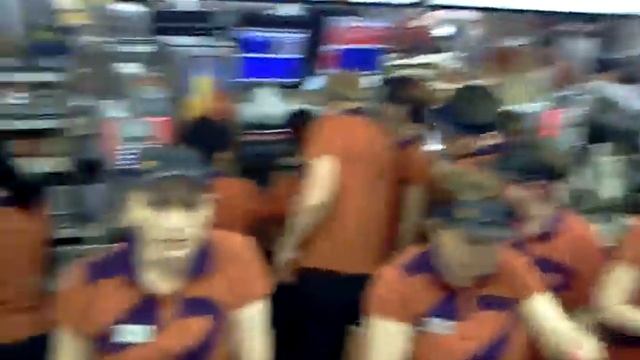 Do you still want to work at McDonald's? смотреть онлайн