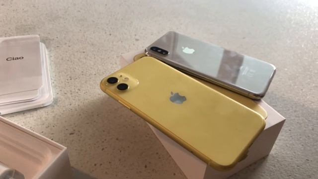Unboxing iPhone 11 Yellow 128 Gb -Tra Banane e Padelle смотреть онлайн