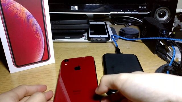iPhone XR-Unboxing And First Impressions смотреть онлайн