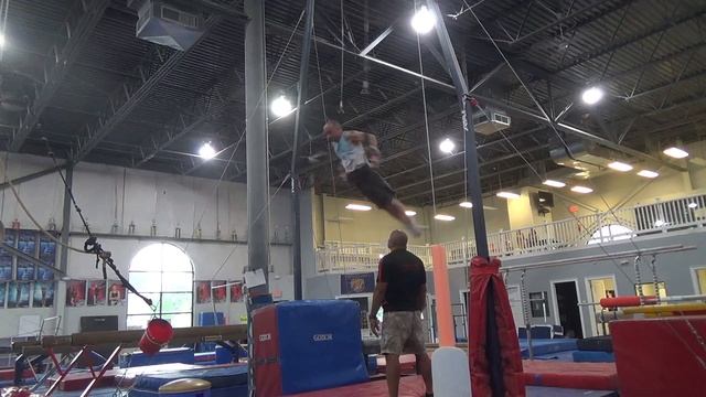 STILL RINGS, POMMEL HORSE AND VAULT WORKOUT - AT SPARTAN GYMNASTICS (JULY 14, 2022) смотреть онлайн