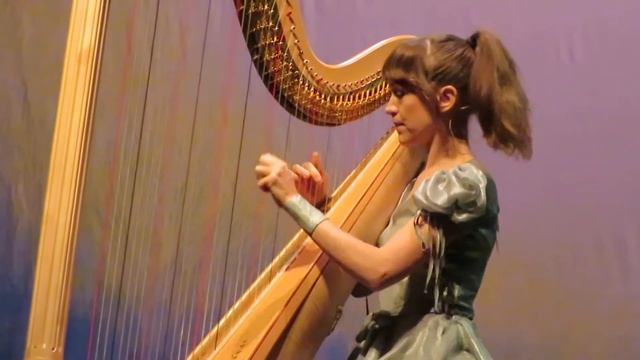 Joanna Newsom - The Sprout and the Bean (Live in Chicago 10/8/19) смотреть онлайн