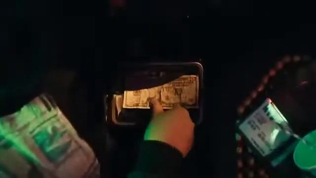 Apple Pay. "Dirty money". смотреть онлайн