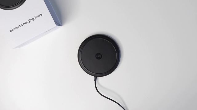 iPhone 8 Wireless Qi charging with the new Mophie Charging Base смотреть онлайн