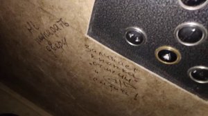 Застрял в лифте на 30 секунд