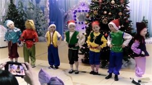 Танец гномиков д. с. Улыбка ⛄