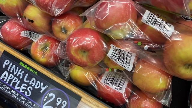 You won't believe how much my favorite item went up at TRADER JOE's! SHOP WITH US! смотреть онлайн