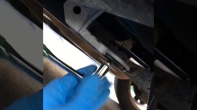 2006 Range Rover Sport - EAS compressor replacement смотреть онлайн