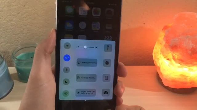 EPIC iOS 10 CONTROL CENTER GLITCH смотреть онлайн