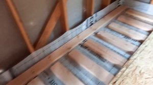 Утепление, пароизоляция и монтаж чернового пола в каркасном доме 6х6 м, своими руками
