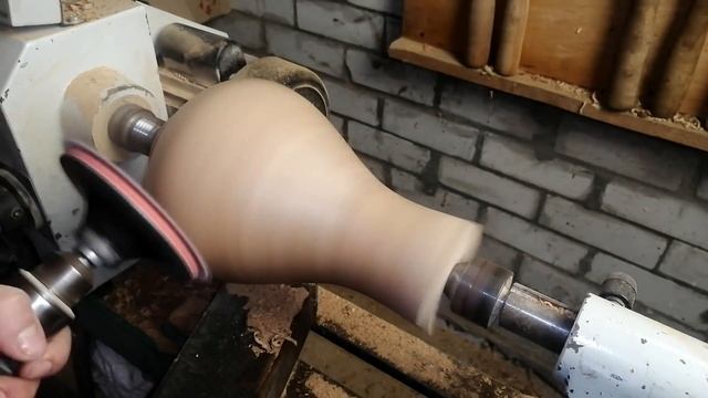 Woodturning - the Old Apple Tree Log смотреть онлайн