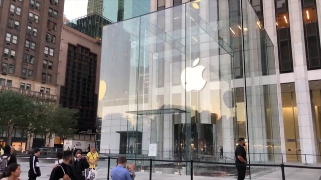 ⚡"Yeh hai INDIA ka first Apple Store!"🇮🇳😍 смотреть онлайн