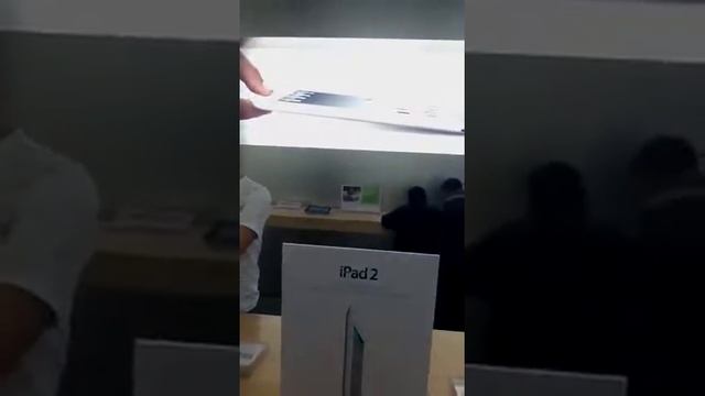 My son in Apple store of new Jersey смотреть онлайн