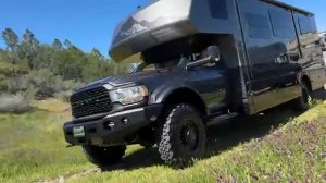 2025 DYNAMAX Isata 5 30FW Motorhome