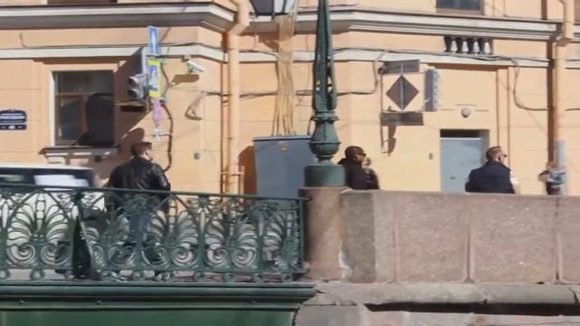 По Петербургу  Petrburg 23/06/17 Larussia