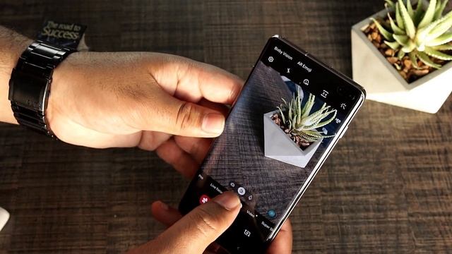 Ceramic White Galaxy S10 Plus & Galaxy Watch Unboxing смотреть онлайн
