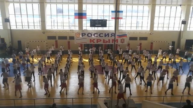 В Симферополе 150 спортсменов подрались под песню Газманова